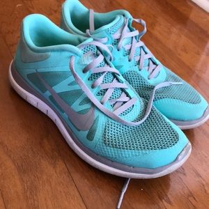 Nike Free 40 sneakers